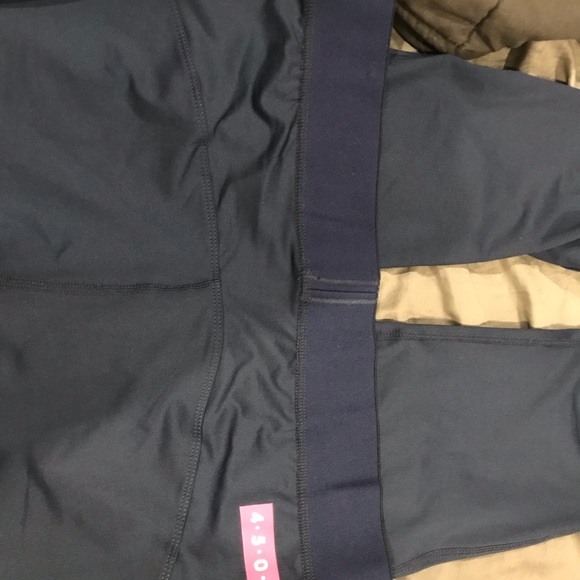 Leggings - Picture 2 of 3